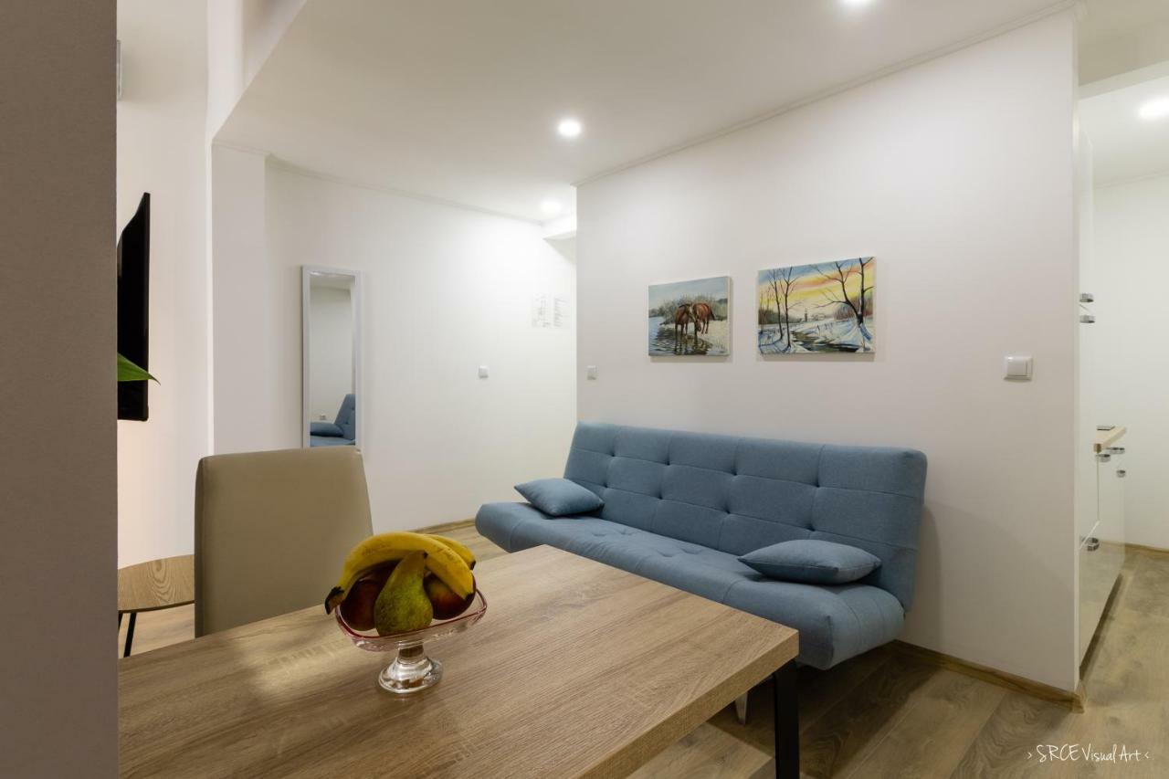 Apartmani Gundulic Осиек Экстерьер фото