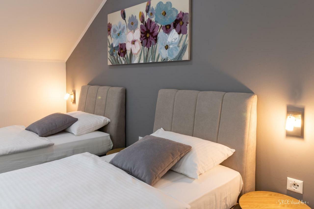 Apartmani Gundulic Осиек Экстерьер фото